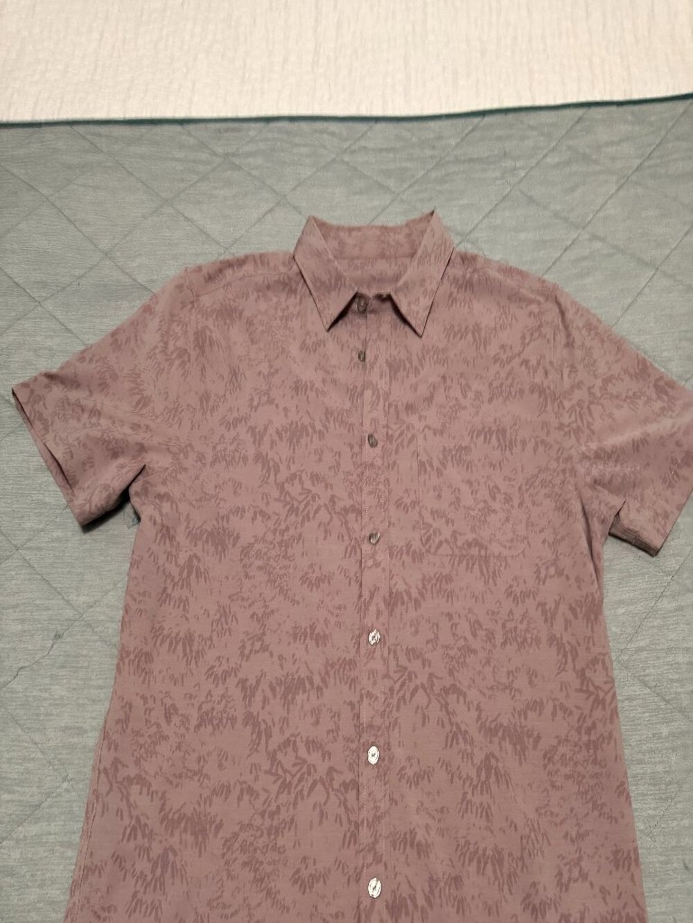 Mens Vuori Short Sleeve Bridge Shirt Rose Colored L
